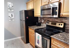 4752 Walden Cir, Orlando, FL 32811, Sold 02/04/22