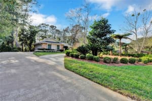 102 E Greentree Ln, Lake Mary, FL 32746, Sold 06/03/22