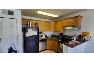 4712 Walden Cir, Orlando, FL 32811, Sold 03/02/22