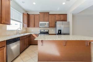 2125 Victoria Glen Dr, Sanford, FL 32773, Sold 04/04/22