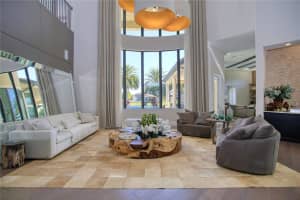 4320 Isabella Cir, Windermere, FL 34786, Sold 03/15/22
