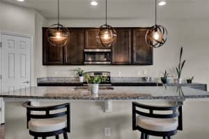 1650 Regal River Cir, Ocoee, FL 34761, Sold 03/16/22