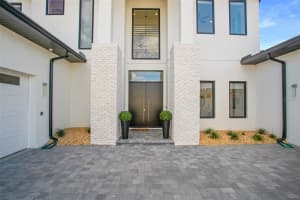 1324 Lake Olivia Ln, Windermere, FL 34786, Sold 03/21/22