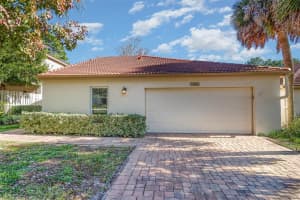 1180 E Winged Foot Cir, Winter Springs, FL 32708, Sold 06/08/22