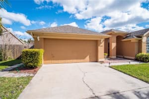 3733 Running Water Dr, Orlando, FL 32829, Sold 05/16/22