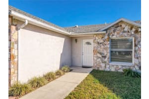 8942 Valencia Gardens Dr, Orlando, FL 32825, Sold 02/20/22