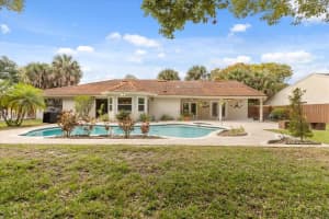 7044 Edgeworth Dr, Orlando, FL 32819, Sold 02/08/22