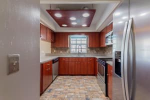 8016 Apache Ln, Lakeland, FL 33810, Sold 04/15/22