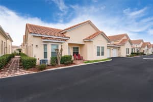 1071 David Walker Dr, Tavares, FL 32778, Sold 05/16/22