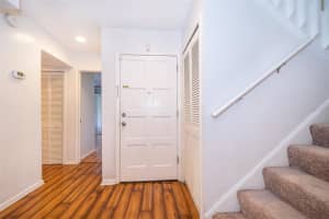 5432 Pine Creek Dr, Orlando, FL 32811, Sold 02/24/22