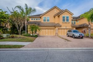 5427 Napa Dr, Sarasota, FL 34243, Sold 05/02/22