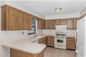 253 Georgetowne Blvd, Daytona Beach, FL 32119, Sold 04/27/22