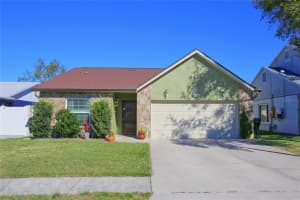 942 Maple Forest Dr, Orlando, FL 32825, Sold 03/25/22