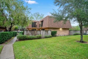 5364 Elm Ct, Orlando, FL 32811, Sold 03/08/22