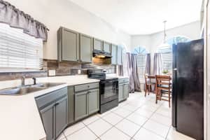 254 Briar Bay Cir, Orlando, FL 32825, Sold 03/23/22