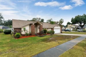 6938 Oakmore Ln, Orlando, FL 32818, Sold 06/03/22