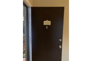 435 Wymore Rd, Altamonte Springs, FL 32714, Sold 02/28/22