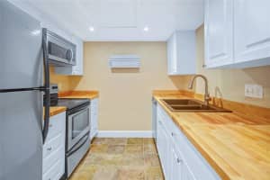 930 Lake Destiny Rd, Altamonte Springs, FL 32714, Sold 04/18/22