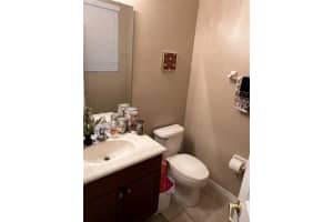 8441 Leeland Archer Blvd, Orlando, FL 32836, Sold 02/22/22