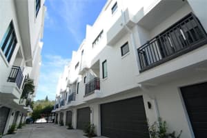 350 S Osceola Ave, Orlando, FL 32801, Sold 03/07/22