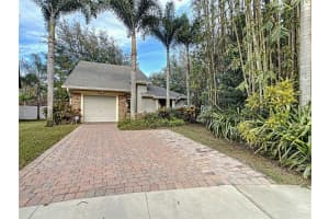3209 Chatsworth Ln, Orlando, FL 32812, Sold 03/04/22