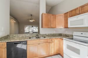 9806 Flynt Cir, Orlando, FL 32825, Sold 05/06/22