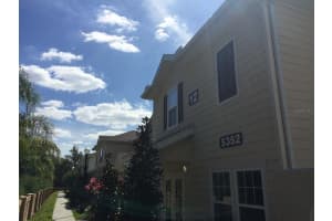 5352 Diplomat Ct, Kissimmee, FL 34746, Sold 04/11/22