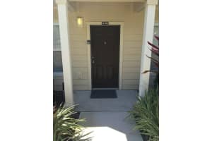 5352 Diplomat Ct, Kissimmee, FL 34746, Sold 04/11/22