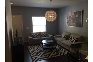 5352 Diplomat Ct, Kissimmee, FL 34746, Sold 04/11/22