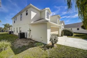7907 Canary Palm Ct, Kissimmee, FL 34747, Sold 04/19/22