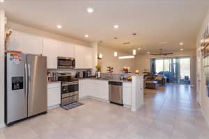 3653 Plainview Dr, Orlando, FL 32824, Sold 03/01/22