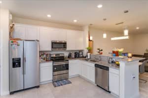 3653 Plainview Dr, Orlando, FL 32824, Sold 03/01/22