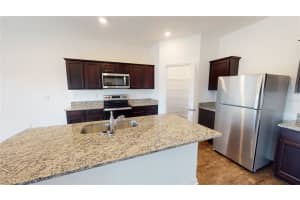 1433 Bluejack Oak Dr, Seffner, FL 33584, Sold 04/07/22