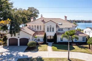 2138 Lake Dr, Winter Park, FL 32789, Sold 03/19/22