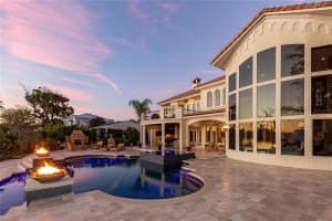 2138 Lake Dr, Winter Park, FL 32789, Sold 03/19/22