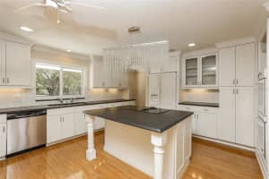 6221 Donegal Dr, Orlando, FL 32819, Sold 03/22/22