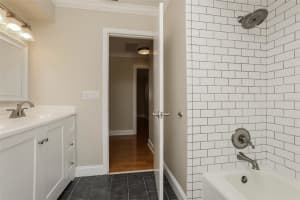 6221 Donegal Dr, Orlando, FL 32819, Sold 03/22/22