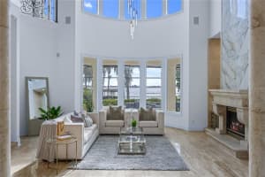 9188 Point Cypress Dr, Orlando, FL 32836, Sold 03/31/22