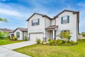 2864 E Lake Pointe Dr, Kissimmee, FL 34744, Sold 04/15/22