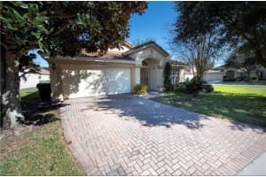 6001 Froggatt St, Orlando, FL 32835, Sold 04/07/22