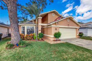 2672 N Horseshoe Bay Dr, Kissimmee, FL 34741, Sold 03/24/22