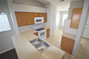 560 Green Spring Cir, Winter Springs, FL 32708, Sold 04/08/22