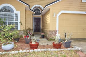 2665 Delcrest Dr, Orlando, FL 32817, Sold 03/16/22