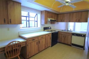 817 PINE SHADOW DR, APOPKA, FL 32712 Sold 08/17/22