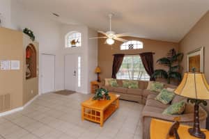 311 Rosso Dr, Davenport, FL 33837, Sold 03/24/22