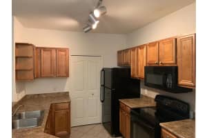 6177 Metrowest Blvd, Orlando, FL 32835, Sold 04/13/22