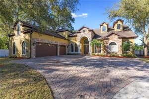 4500 Stone Hedge Dr, Orlando, FL 32817, Sold 05/02/22