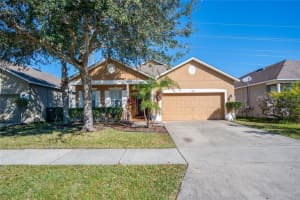 1677 Canoe Creek Falls Dr, Orlando, FL 32824, Sold 04/28/22
