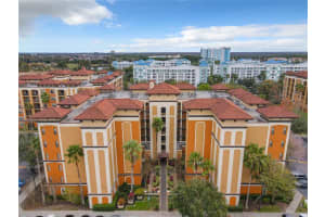 12527 Floridays Resort Dr, Orlando, FL 32821, Sold 04/19/22
