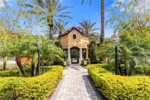814 Crest Pines Dr, Orlando, FL 32828, Sold 03/15/22